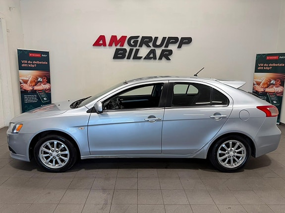 Mitsubishi Lancer 4 of 17