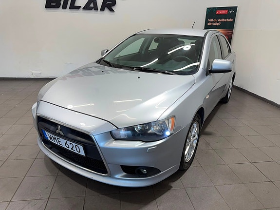 Mitsubishi Lancer 14 of 17