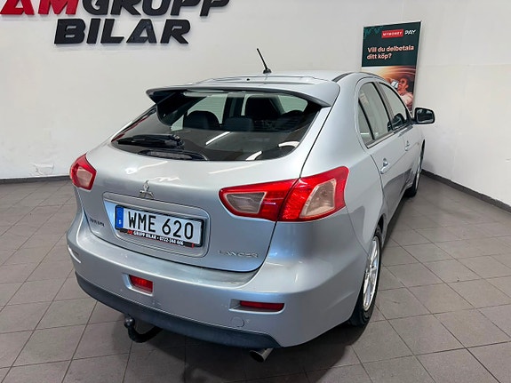Mitsubishi Lancer 16 of 17