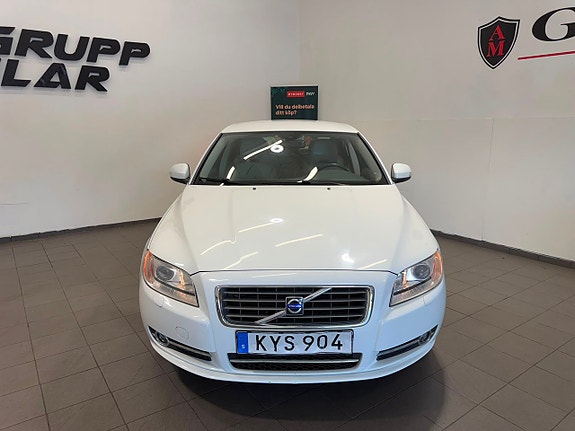 Volvo S80 7 of 23