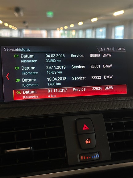 BMW M2 8 of 9