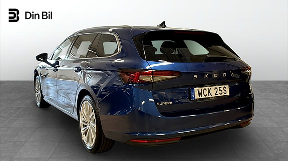 Skoda Superb 3 of 12