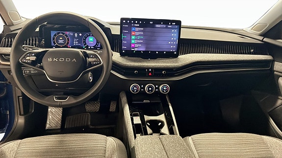 Skoda Superb 10 of 12