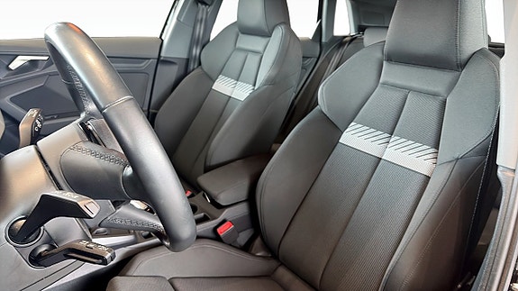 Audi A3 8 of 14