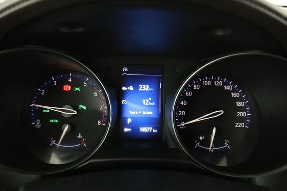 Toyota C-HR 20 of 30