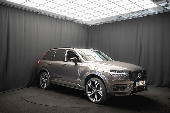 Volvo XC90 5 of 30