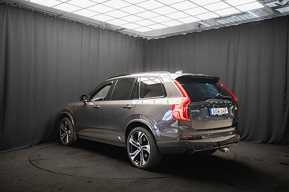 Volvo XC90 9 of 30