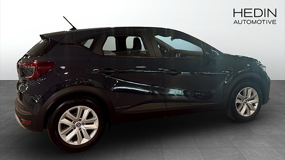 Renault Captur 2 of 12