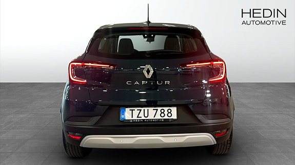 Renault Captur 7 of 12