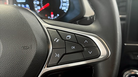 Renault Captur 10 of 12