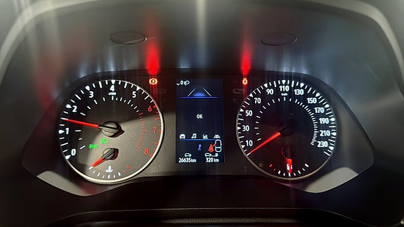 Renault Captur 11 of 12