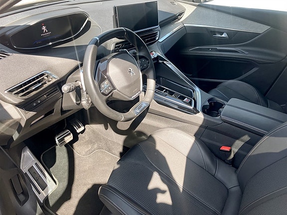 Peugeot 3008 5 of 15