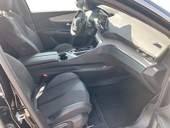 Peugeot 3008 11 of 15