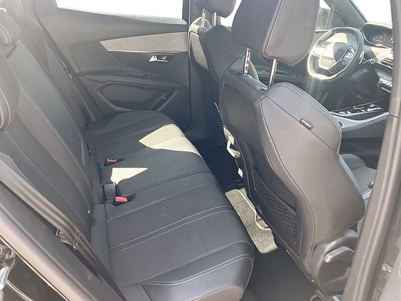 Peugeot 3008 12 of 15