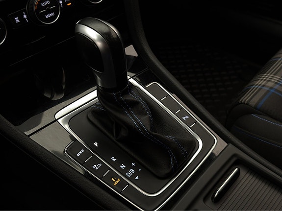 Volkswagen Golf I 19 of 28