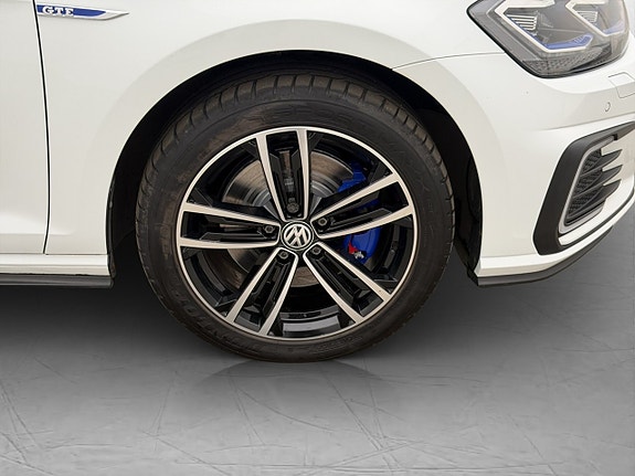Volkswagen Golf I 28 of 28