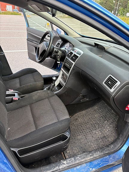 Peugeot 307 14 of 14