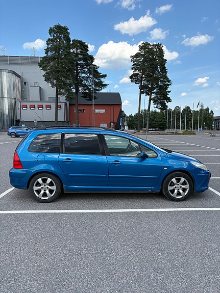 Peugeot 307 8 of 14