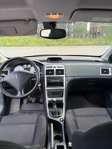 Peugeot 307 11 of 14