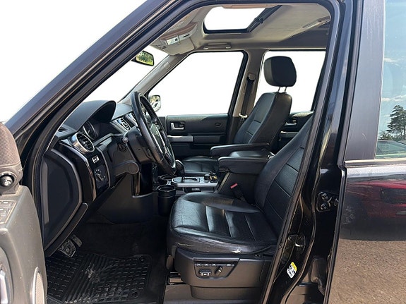 Land Rover Discovery 17 of 24