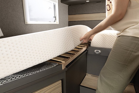 Dethleffs Globebus Performance 4x4  T46 5 of 13