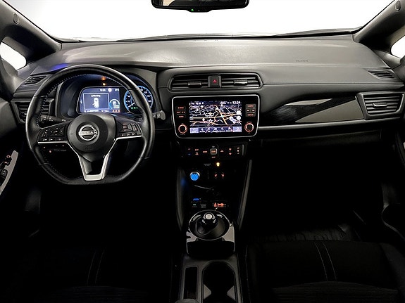 Nissan Leaf 6 of 15