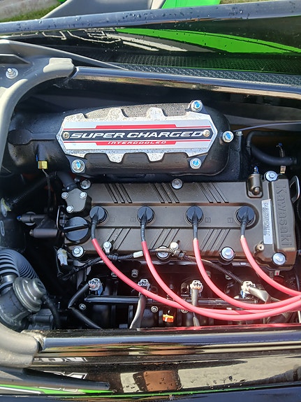 Unikt paket för den våghalsiga Kawasaki 310r 2 of 10