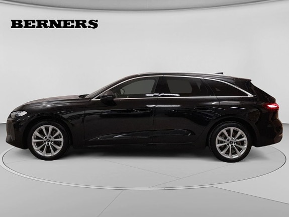 Audi A5 2 of 17