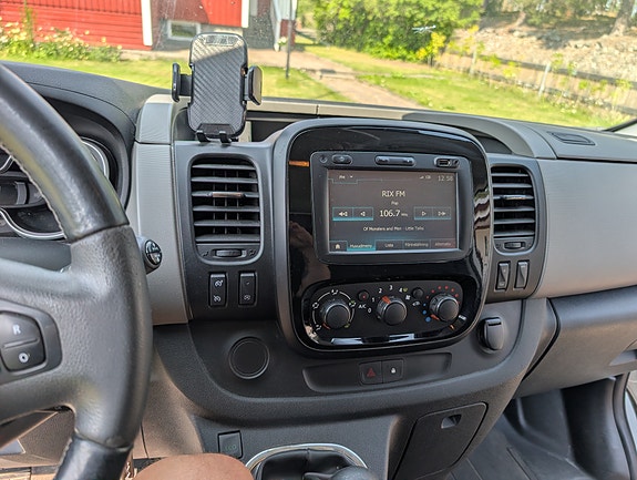 Renault Trafic 8 of 12