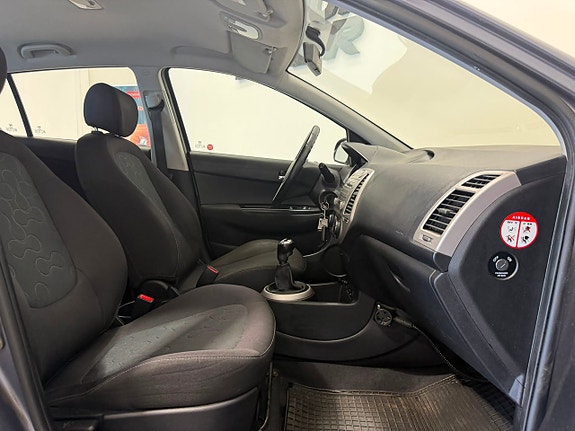 Hyundai i20 6 of 17