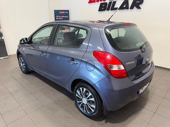Hyundai i20 13 of 17
