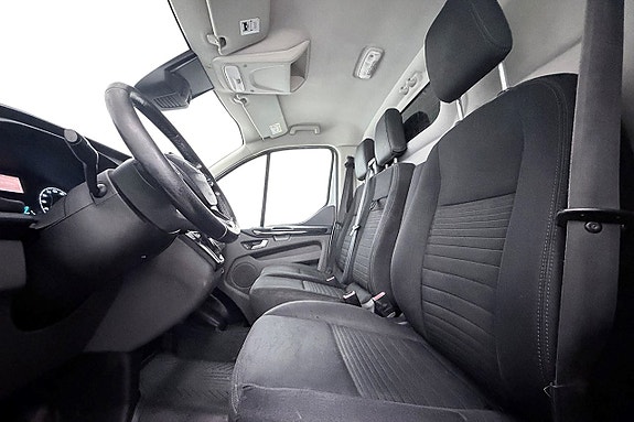 Ford Transit Custom 15 of 27