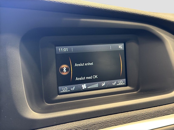 Volvo V40 17 of 18