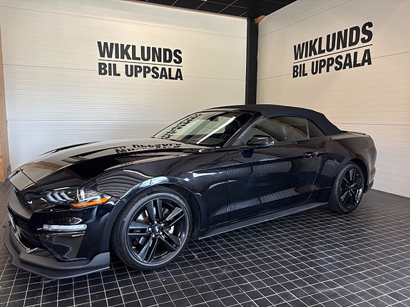 Ford Mustang 2 of 22
