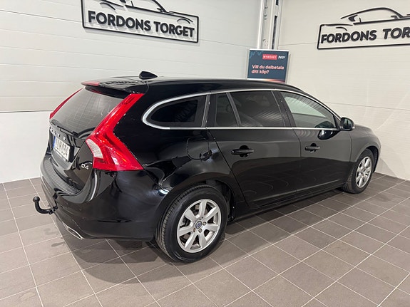 Volvo V60 7 of 23