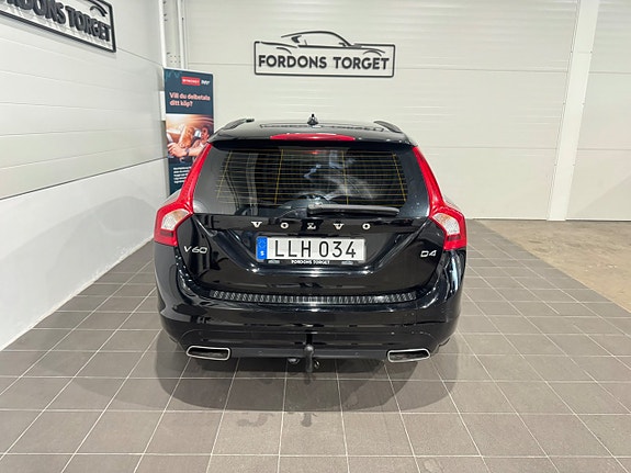 Volvo V60 9 of 23