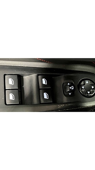 Peugeot 308 SW 22 of 27