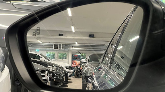 Peugeot 308 SW 20 of 27