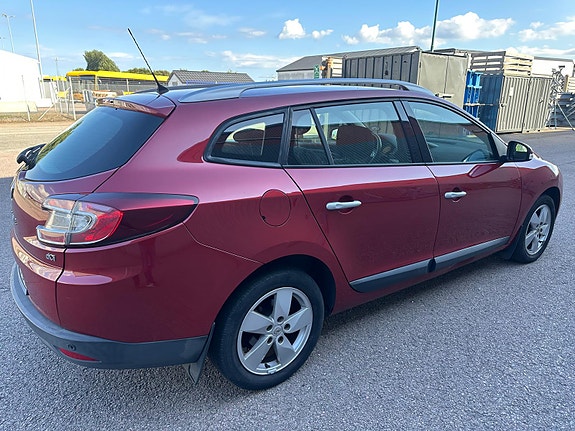 Renault Megane III 3 of 13