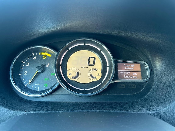 Renault Megane III 12 of 13