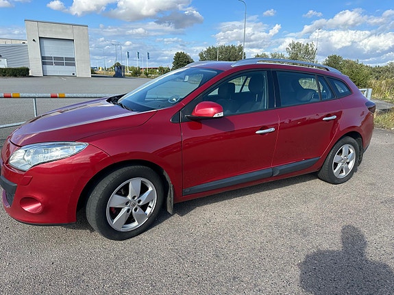 Renault Megane III 5 of 13
