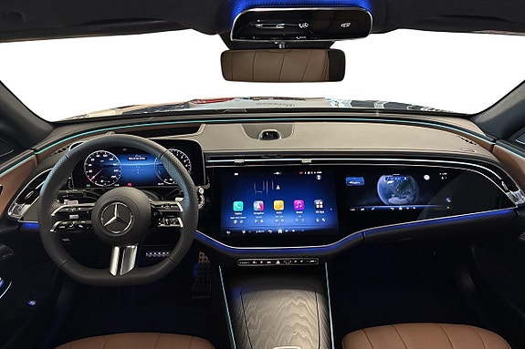 Mercedes-Benz E300 de 8 of 13
