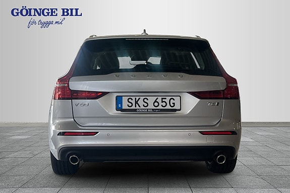 Volvo V60 7 of 13