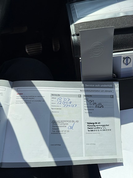 Volvo V70 10 of 14