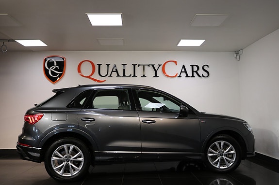 Audi Q3 3 of 24