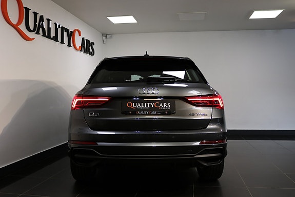 Audi Q3 6 of 24