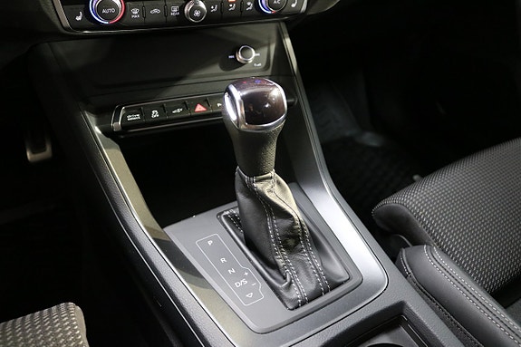 Audi Q3 11 of 24