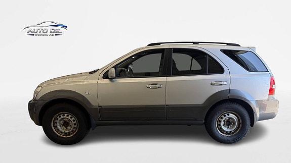 Kia Sorento 4 of 28