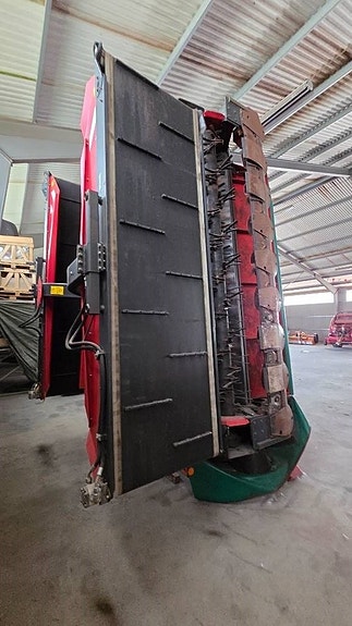 Kverneland 53100MT BX Butterfly 3 of 7