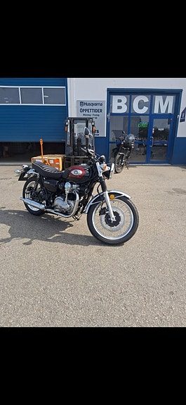 Kawasaki w 800